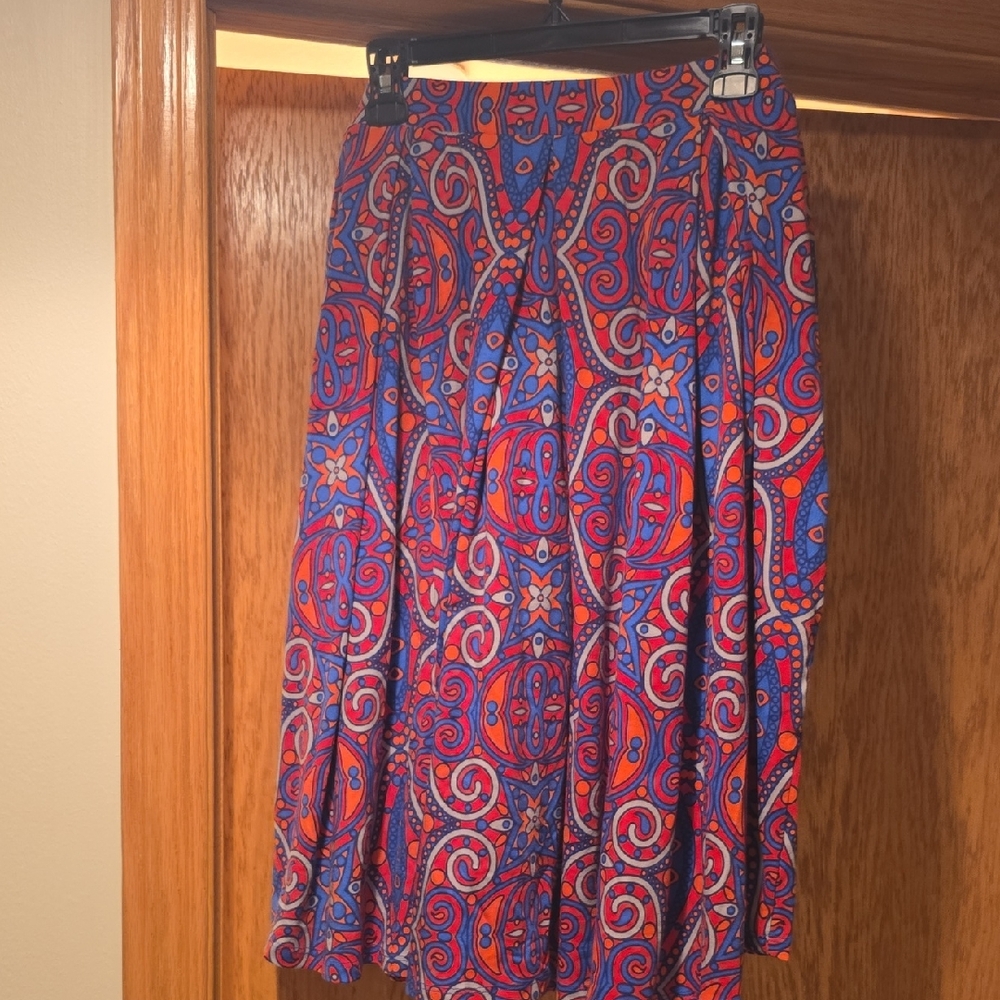 Lularoe Madison Skirt. EUC